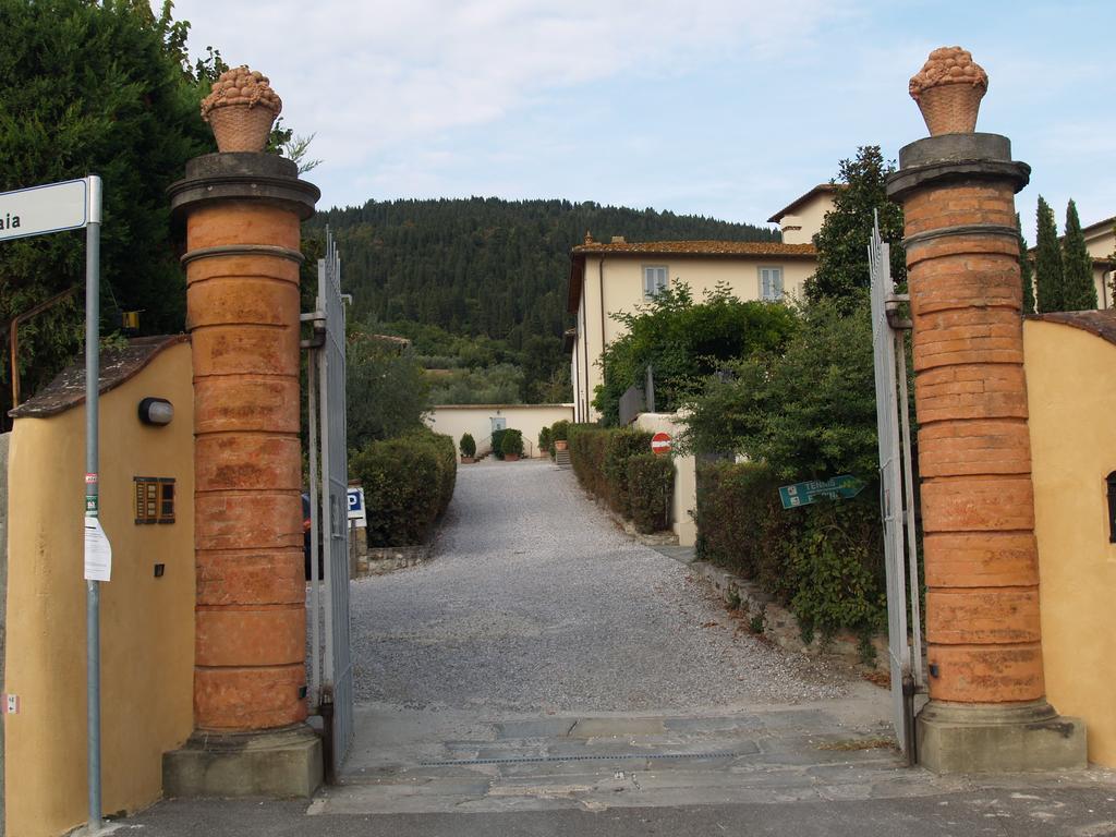 Agriturismo Fattoria Di Sommaia カレンツァーノ エクステリア 写真