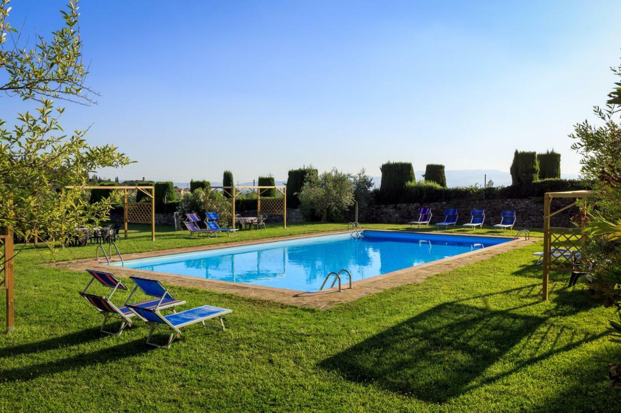 Agriturismo Fattoria Di Sommaia カレンツァーノ エクステリア 写真