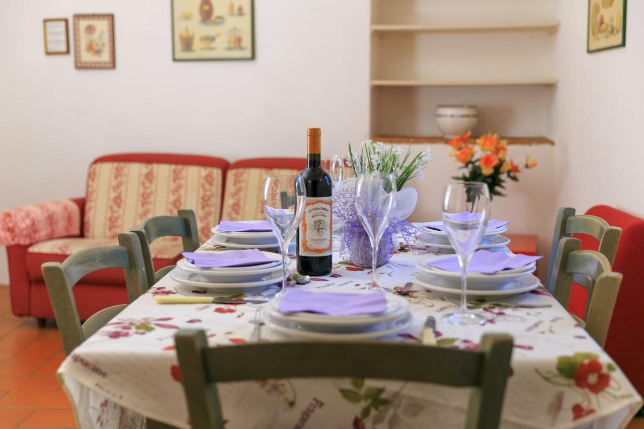 Agriturismo Fattoria Di Sommaia カレンツァーノ エクステリア 写真